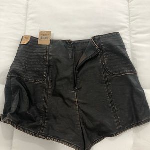 Hollister faux leather shorts distressed size 0
